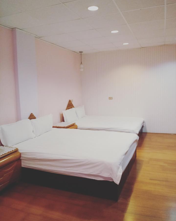Pu Shi Homestay Yuli Buitenkant foto