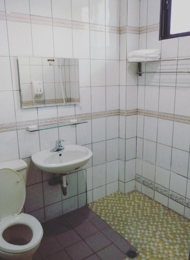 Pu Shi Homestay Yuli Buitenkant foto